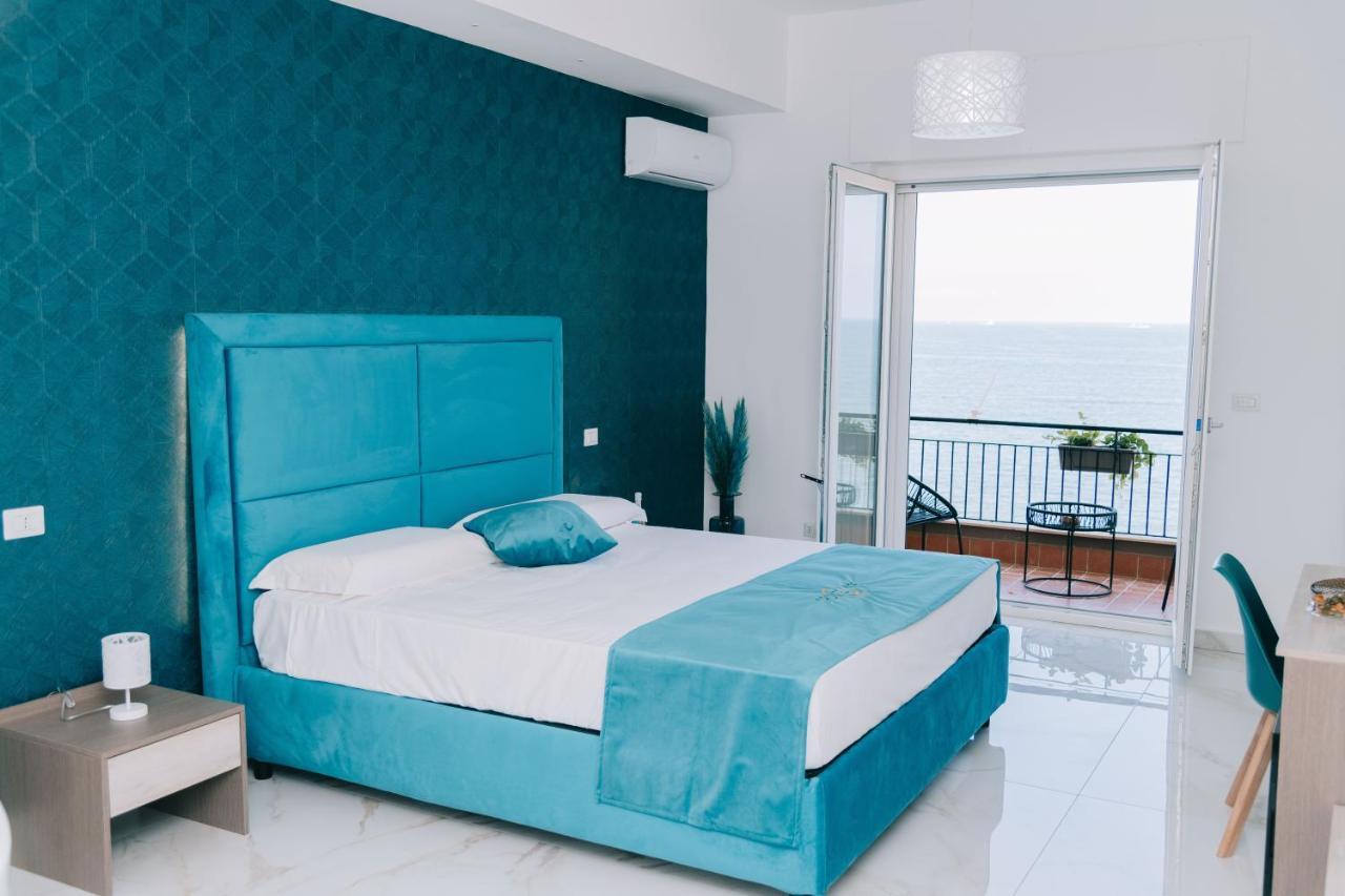 Frontemare Suite Castellammare di Stabia Exterior foto