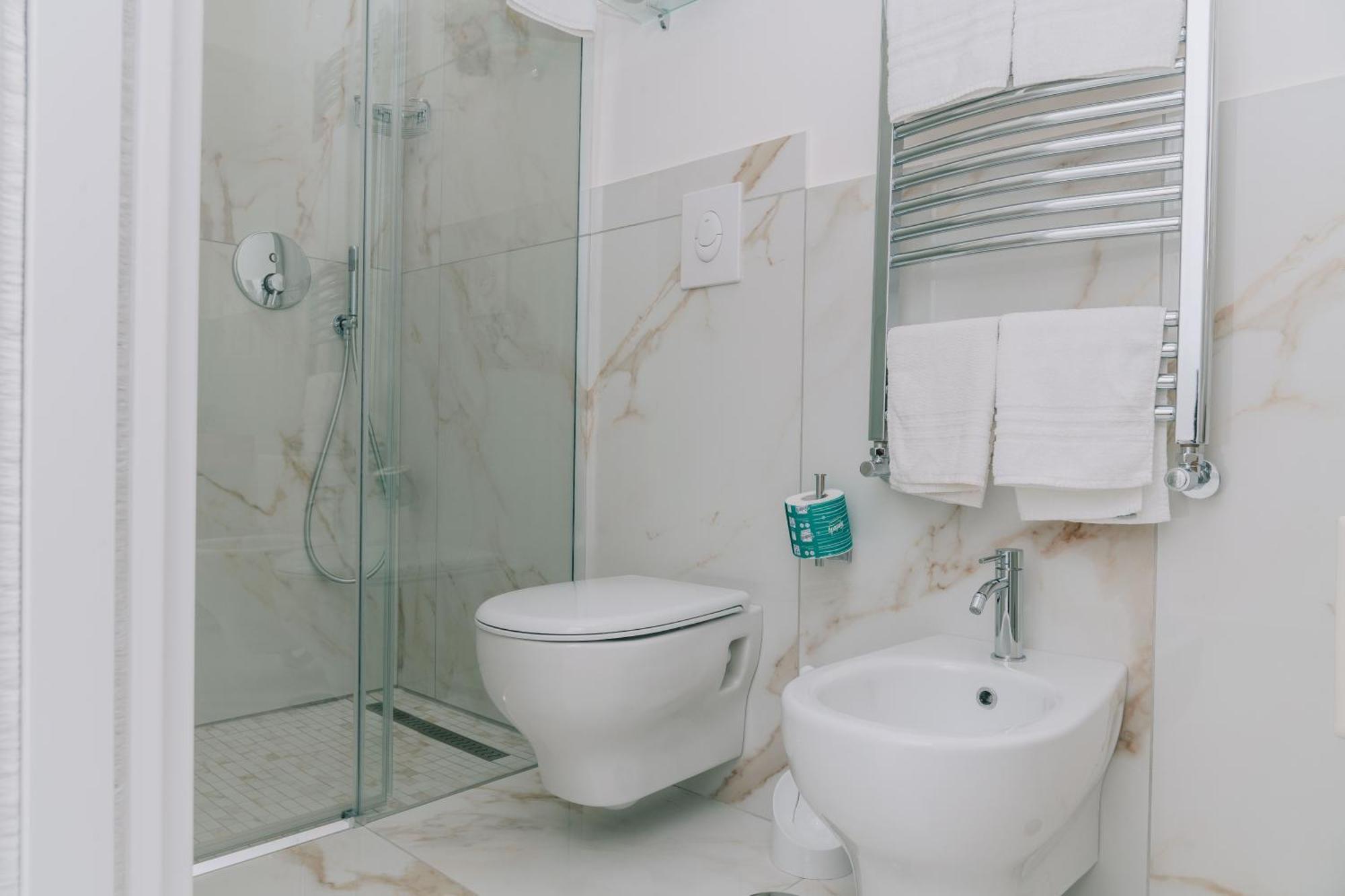 Frontemare Suite Castellammare di Stabia Habitación foto